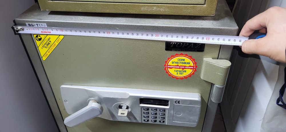 Сейф Topaz продам