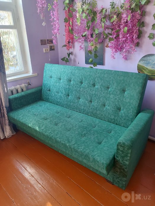 Срочно продается диван, кровать 2 в 1, очень дёшево