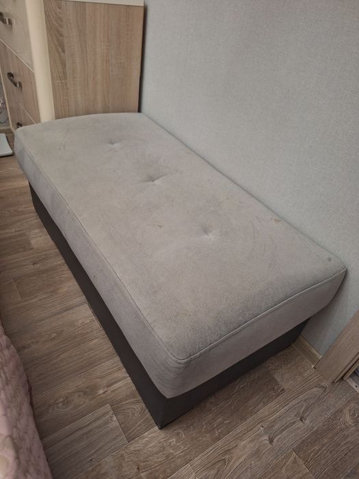 Продам диван с пуфиком