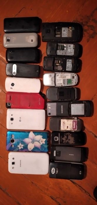 Продам сотовые телефоны
