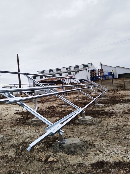 Structura metalica zincata montaj la sol pentru panouri fotovoltaice