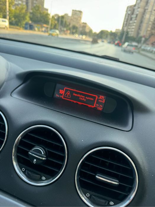 Пежо 308 120HP с проблем