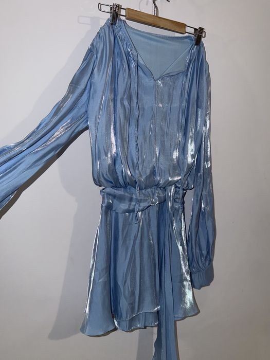 Продавам 8 елегантни рокли