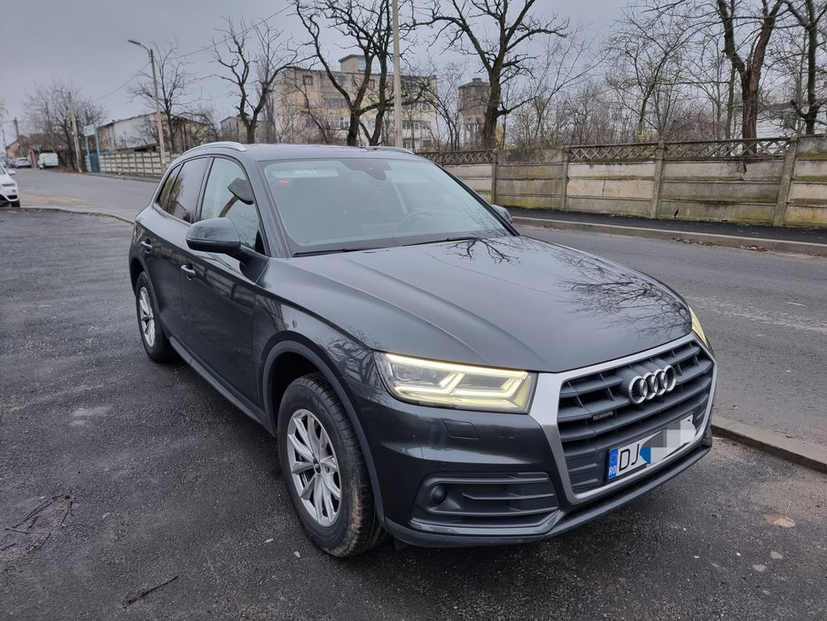 Audi Q5  Quattro S-Tronic  Anul 2019