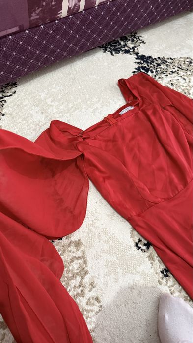 Продам красивое женское плат