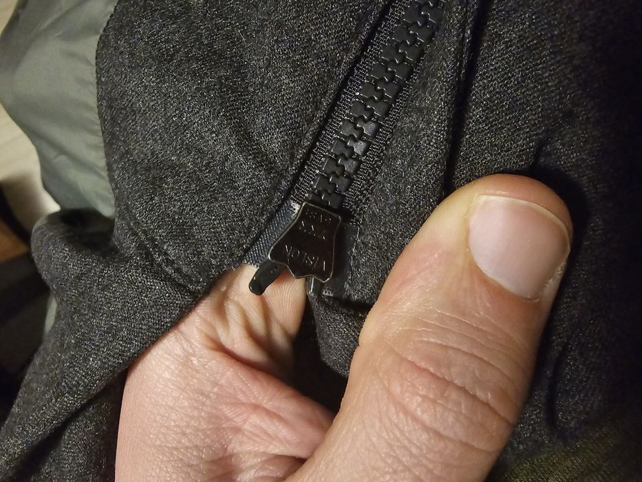 Moncler яке S размер оригинално