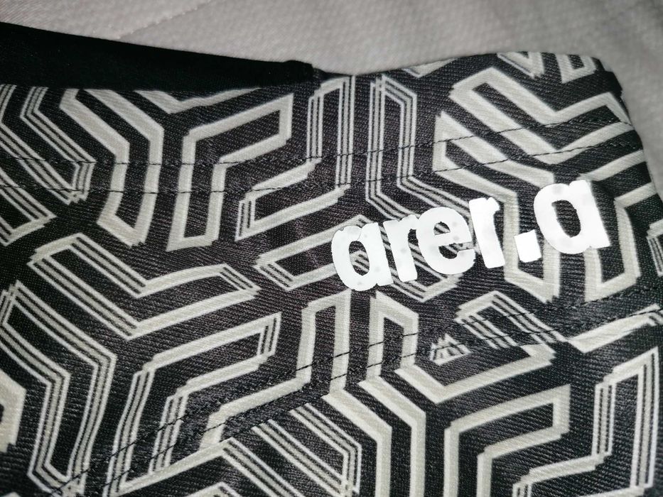 Тренировъчен бански Arena, Max Wave, 10-12 години