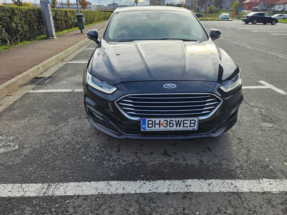 FORD Mondeo 2019 — imagine 11