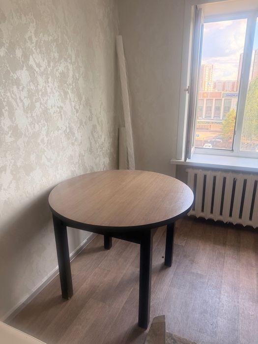 Продам стол 70 тыс