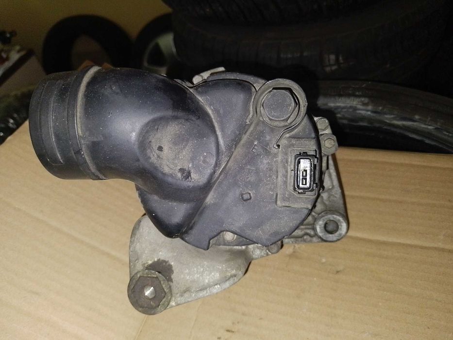 Алтернатор динамо за БМВ е46 320 М54 90 Ампера