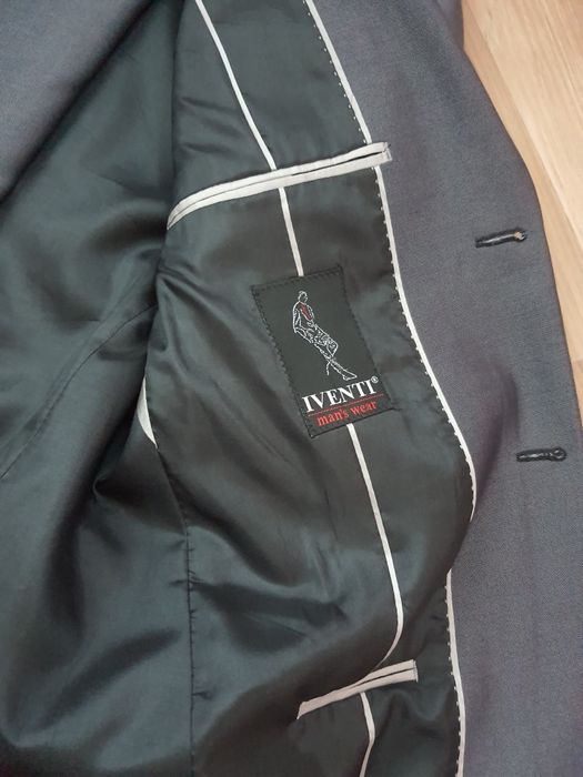 Елегантен мъжки костюм