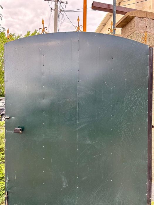 Продам ворота , забор