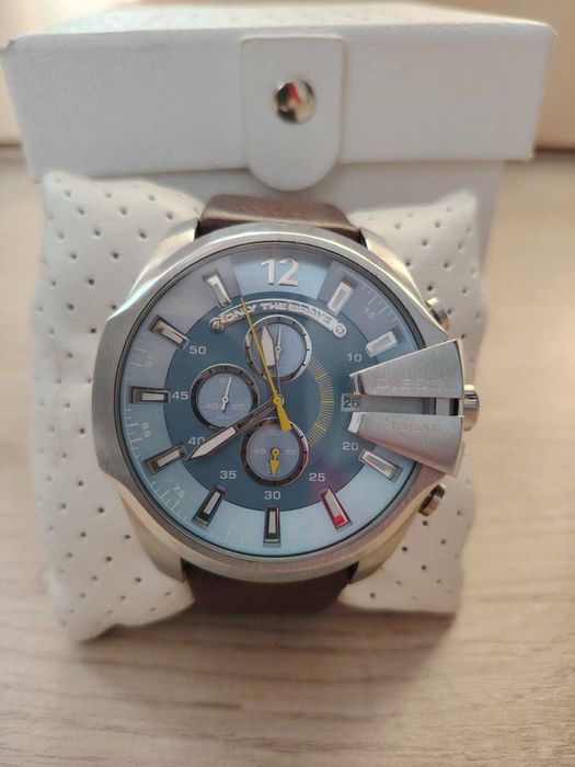 Мъжки часовник Diesel DZ4281 Mega Chief Chronograph