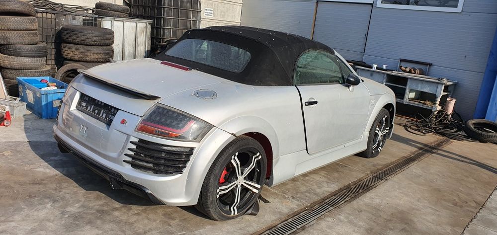Piese Auto din Dezmembrari Audi TT 2001 1.8 benzină 4×4