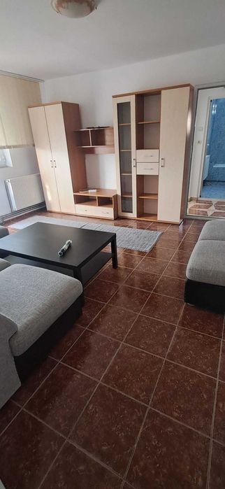 Inchiriez apartament 2 camere