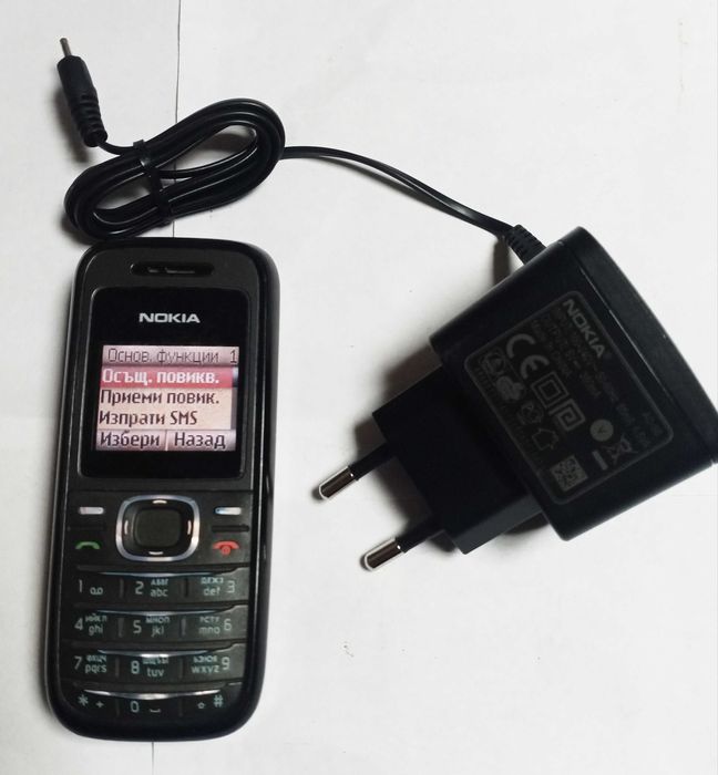 Nokia 1208 RH 105 + зарядно