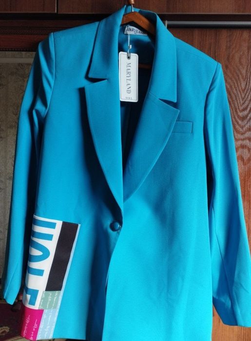 Костюм женский янги умуман кийилмаган