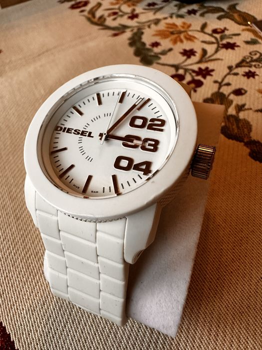 Ceas Diesel alb 44mm