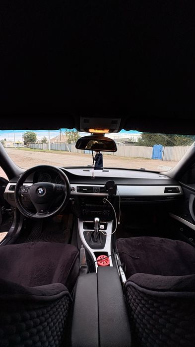 Продам BMW 3 серия 2005г