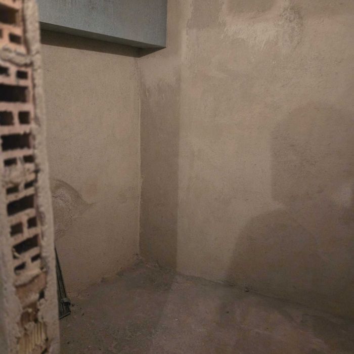 Голям гараж/склад под наем, Гръцка махала, до плажа — 23 кв.м