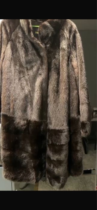 Продам срочно шубу