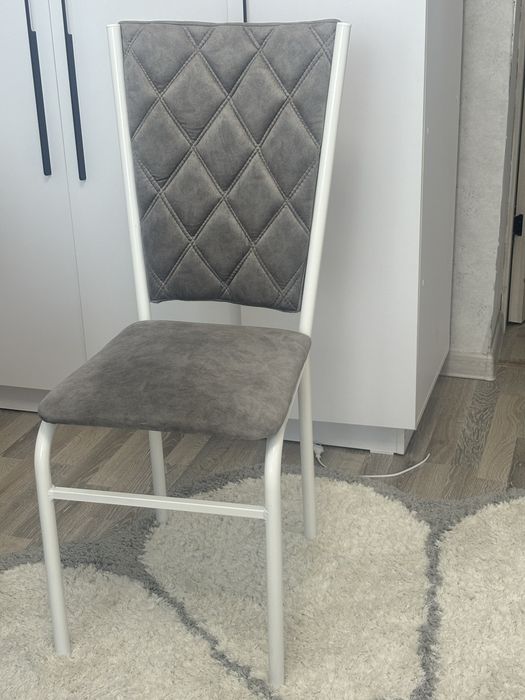 Стулья для кухни.