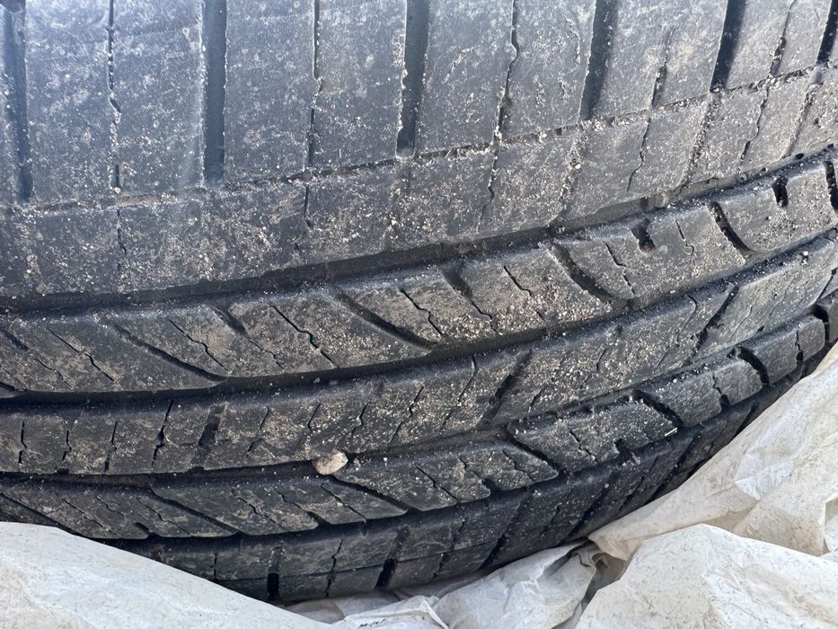 Продам диски с резиной.