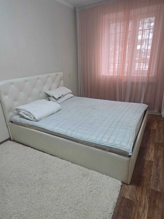 Продам двухспальную кровать