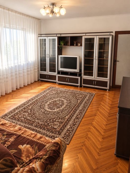 Apartament de inchiriat