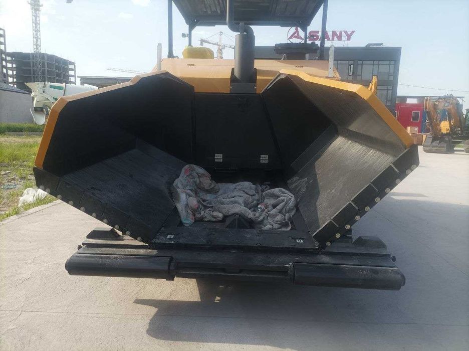 Асфальтоукладчик SANY XCMG SAP90C-8 9метров