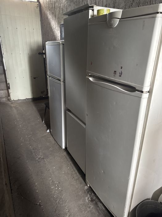 Холодильник морозильник сатылады срочна