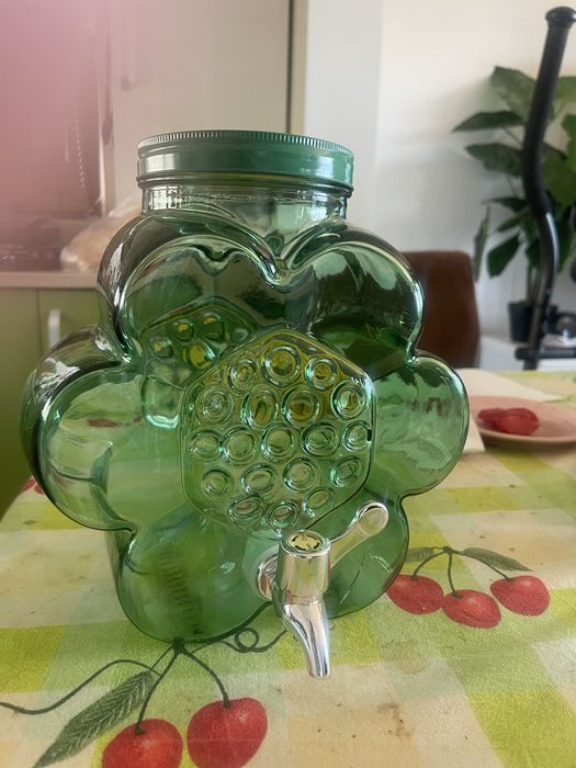 Dozator pentru lichide