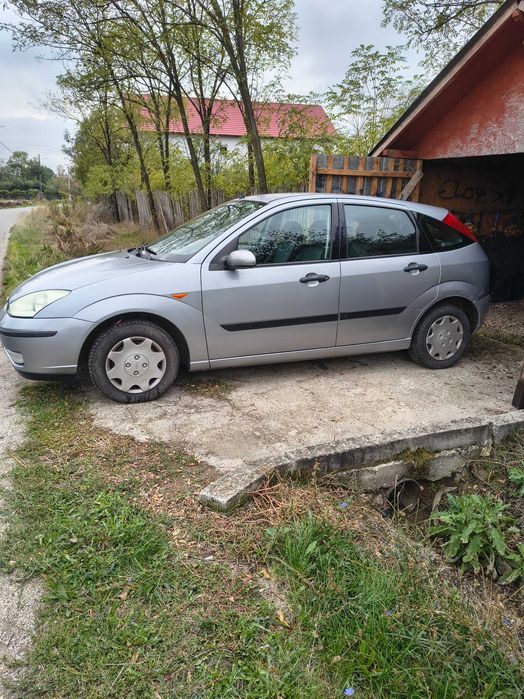 Vand Ford Focus,an 2002