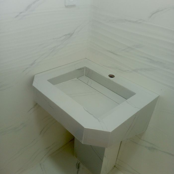 Кафельщик плиточник