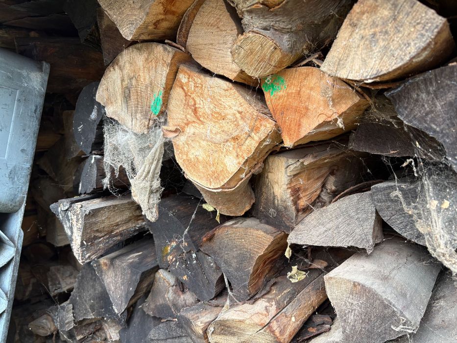 Дърва за огрев     .