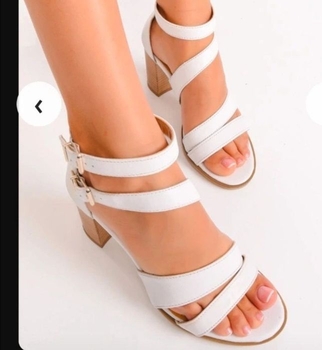Sandale piele mărimea 35 cu interiorul de 22.5 cm