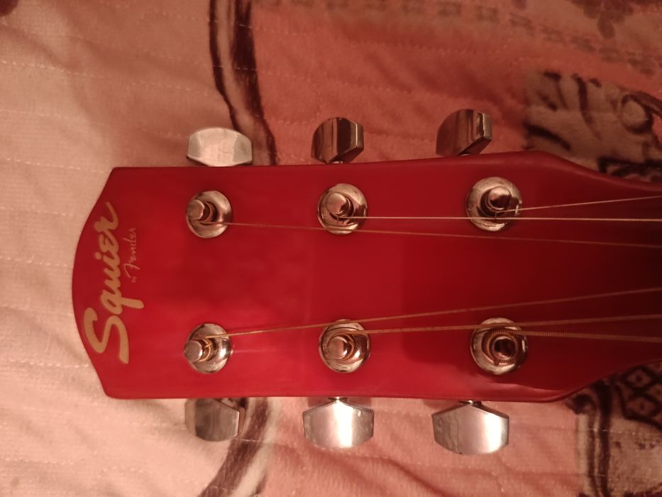 Гитара Squier ...