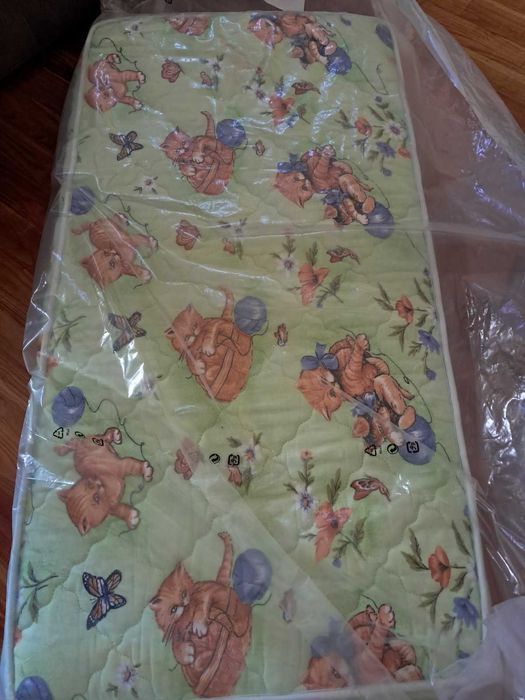 Употребявани матраци за детски легла