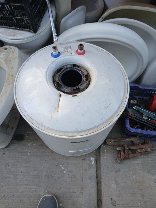 Аристон  100 х80 .