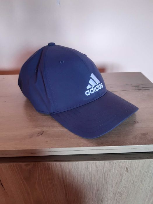 Шапка (оригинална) ADIDAS, мъжка, чисто нова