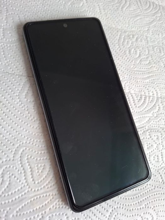 Продам самсунг А52 идеальный