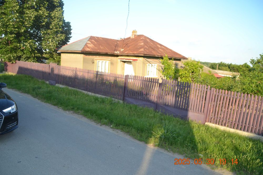 Casa spatioasa, 6 camere, 2 bucatarii + Anexe, Teren 1971mp
