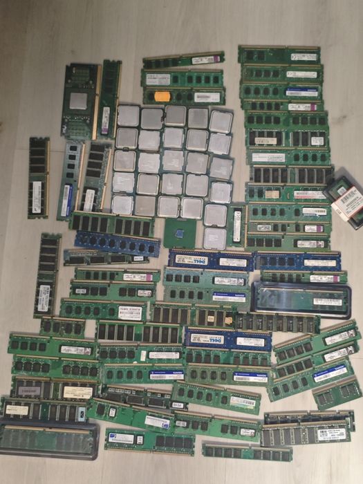 Голям лот компютърни компоненти (CPU & RAM) – Ретро и съвременни – 80+ части