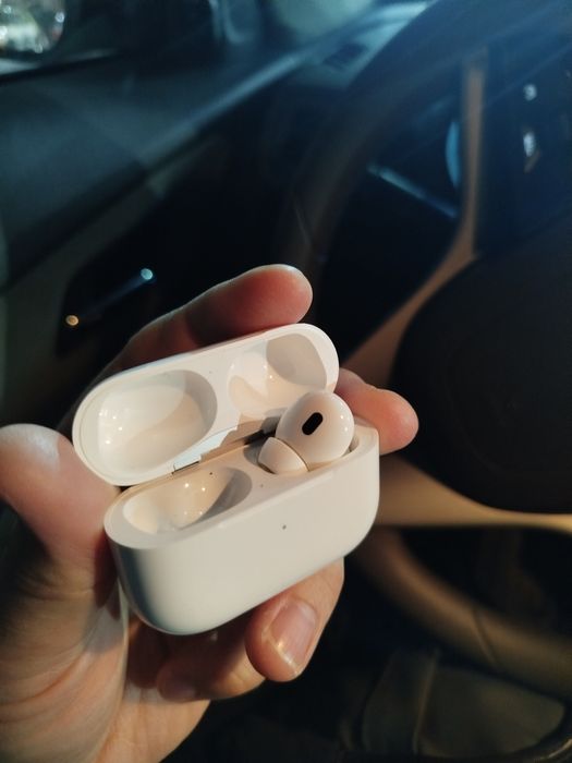 Airpods Pro с правым ухом оригинал