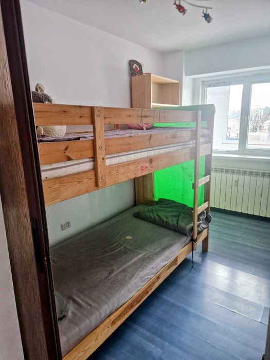 Apartament de inchiriat Focsani, 3 camere decomandat, etaj 1, ultracentral – Ceasul Rău, vedere Catedrala