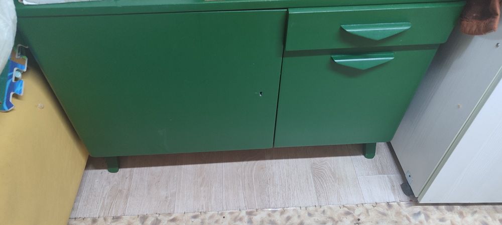 Шкаф  и  тумба .