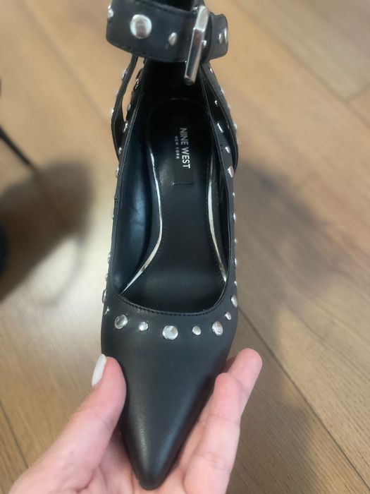 Жестоки обувки nine west