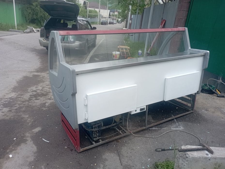 Холодильник витринный для мяса