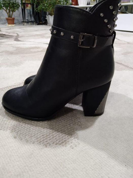 Продам ботильоны