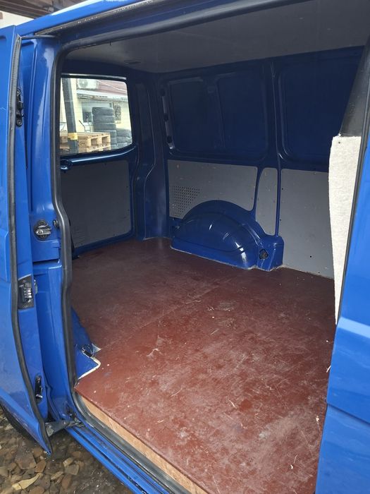 Volkswagen T5.1 Transporter 2011 euro5 Clima